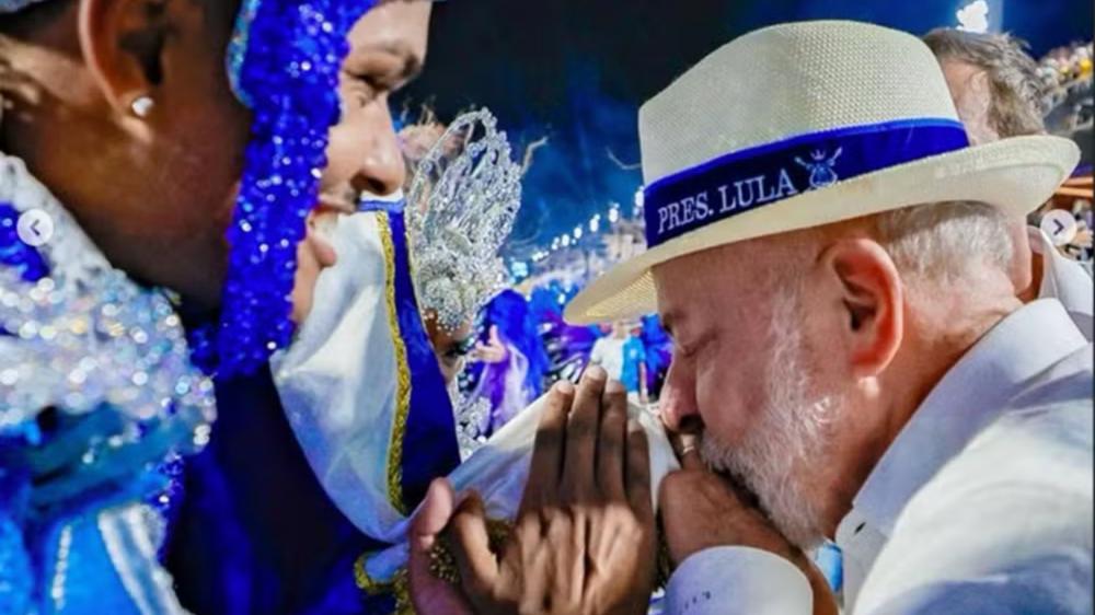 PL e Missão acionam TSE contra desfile que homenageou Lula