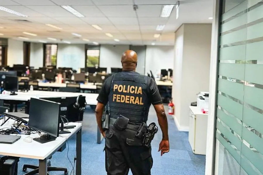 PF investiga banco por lavar R$ 25 bilhões