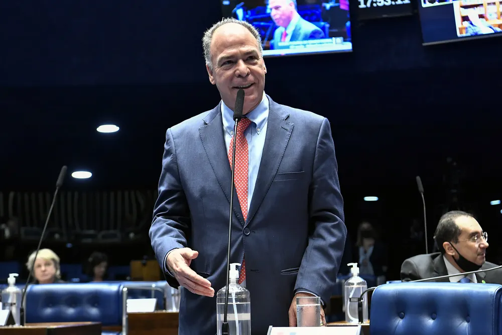 PF mira ex-senador Fernando Bezerra e filhos por suspeita de desvio de emendas