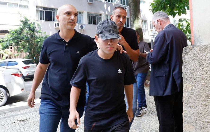 Segundo acusado de estupro coletivo se entrega no Rio de Janeiro