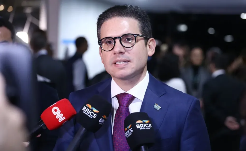 Governo desiste de projeto sobre escala 6x1 e proposta seguirá por PEC