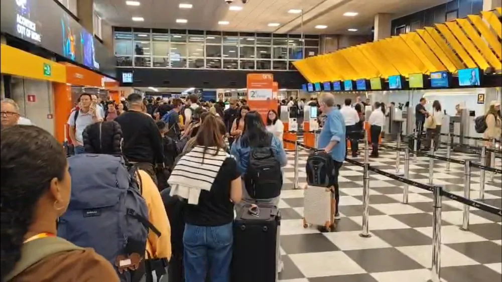Falha no tráfego aéreo afeta aeroportos de SP e Anac aciona protocolo