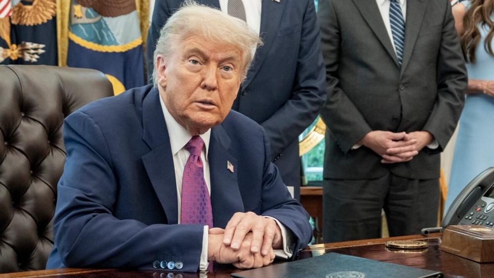 Trump prevê fim rápido da guerra enquanto Irã analisa acordo