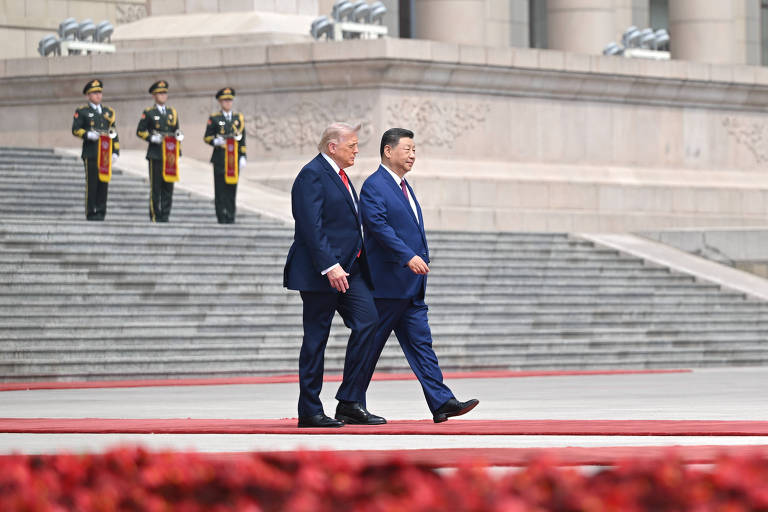 Trump diz que Xi Jinping ofereceu ajuda para reabrir Ormuz