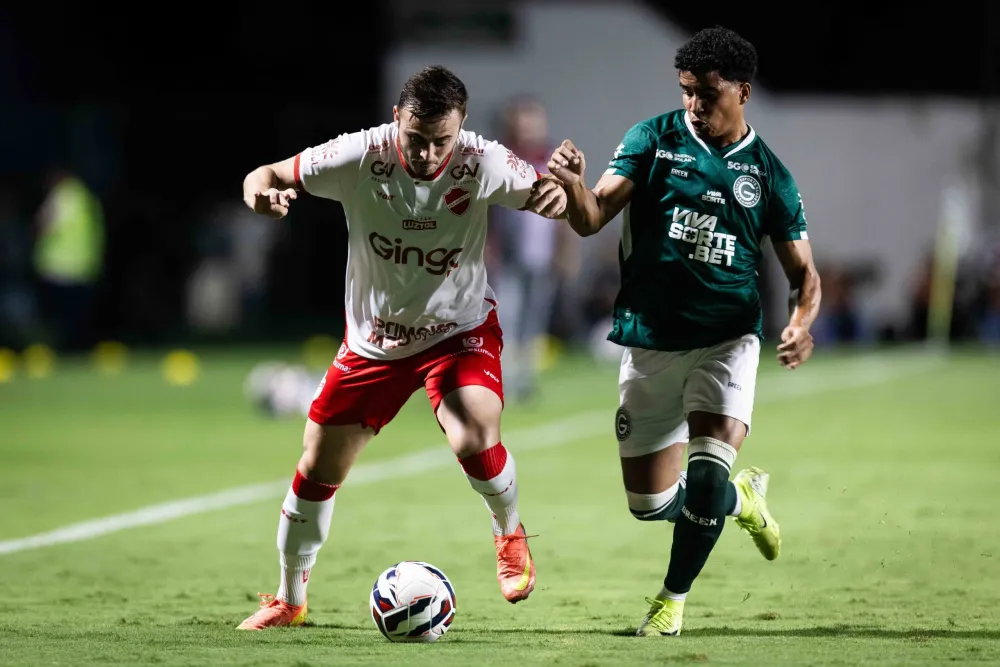 Empates na rodada deixam Goiás e Vila Nova em alerta na Série B