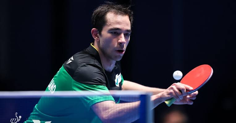 Calderano não dá chances ao rival e estreia com vitória arrasadora em Macau