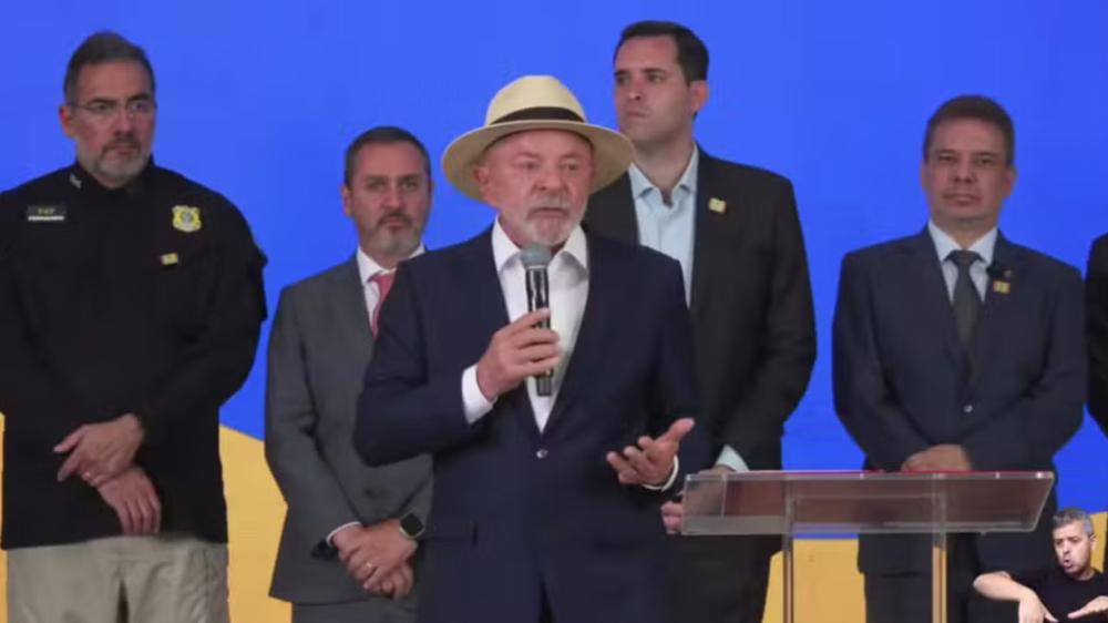 Lula rejeita classificação de PCC e CV como terroristas