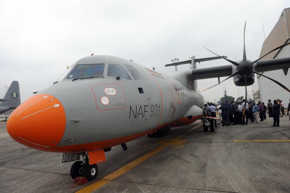 Queda de avião militar deixa 32 mortos na Nigéria