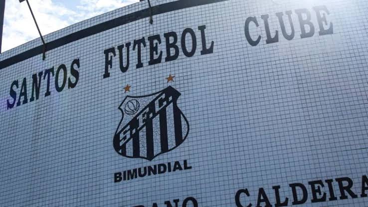 Santos acumula sete transfer bans e pode receber nova punição da Fifa